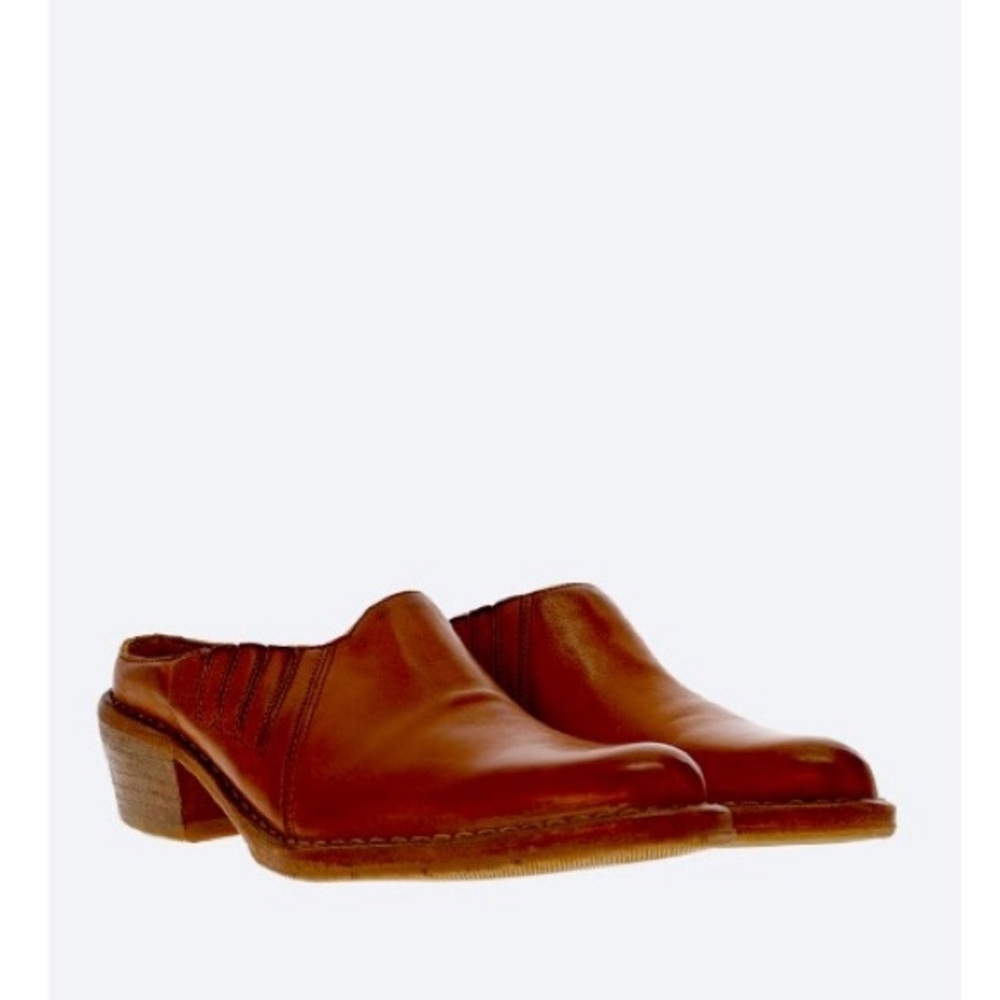 MOMA Italy 🇮🇹 Red Western Mule